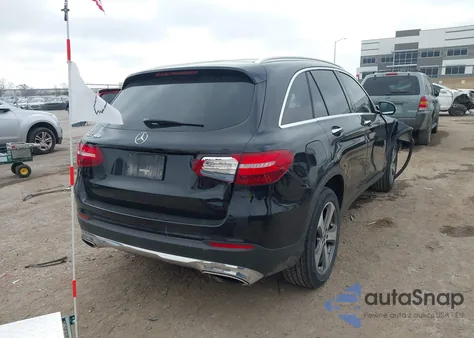 2018 Mercedes-Benz Glc 300 z USA, uszkodzony, nr VIN WDC0G4JB9JV018899